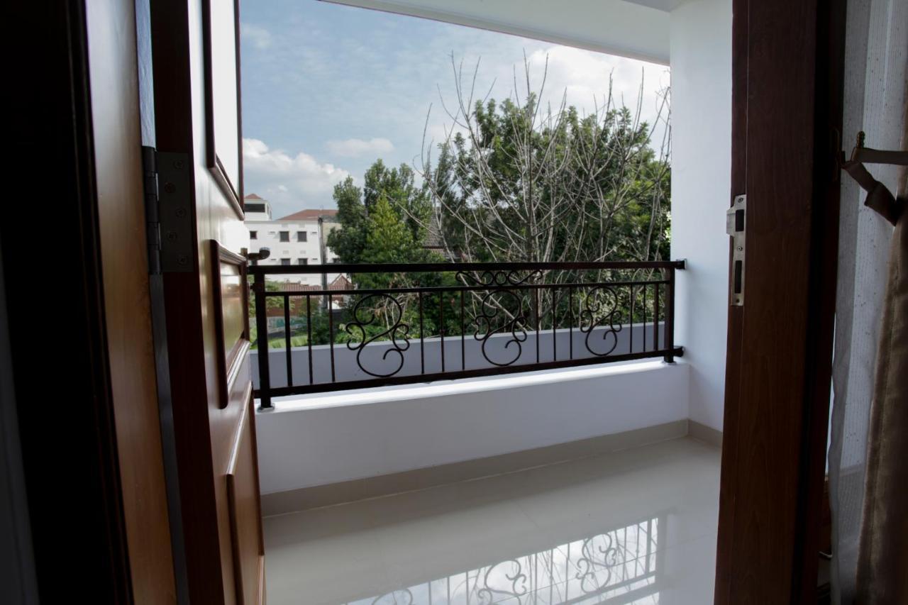 Banua Raya Homestay Γιογκιακάρτα Εξωτερικό φωτογραφία