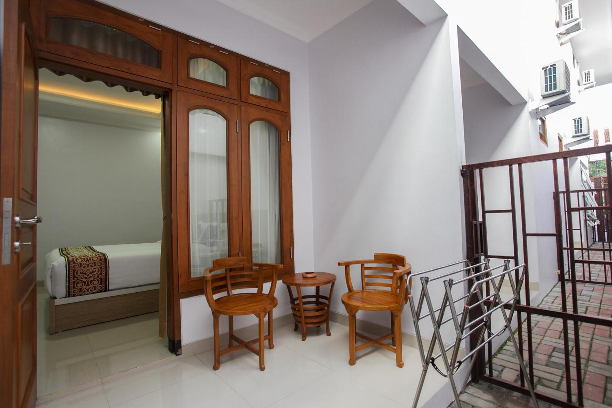 Banua Raya Homestay Γιογκιακάρτα Εξωτερικό φωτογραφία